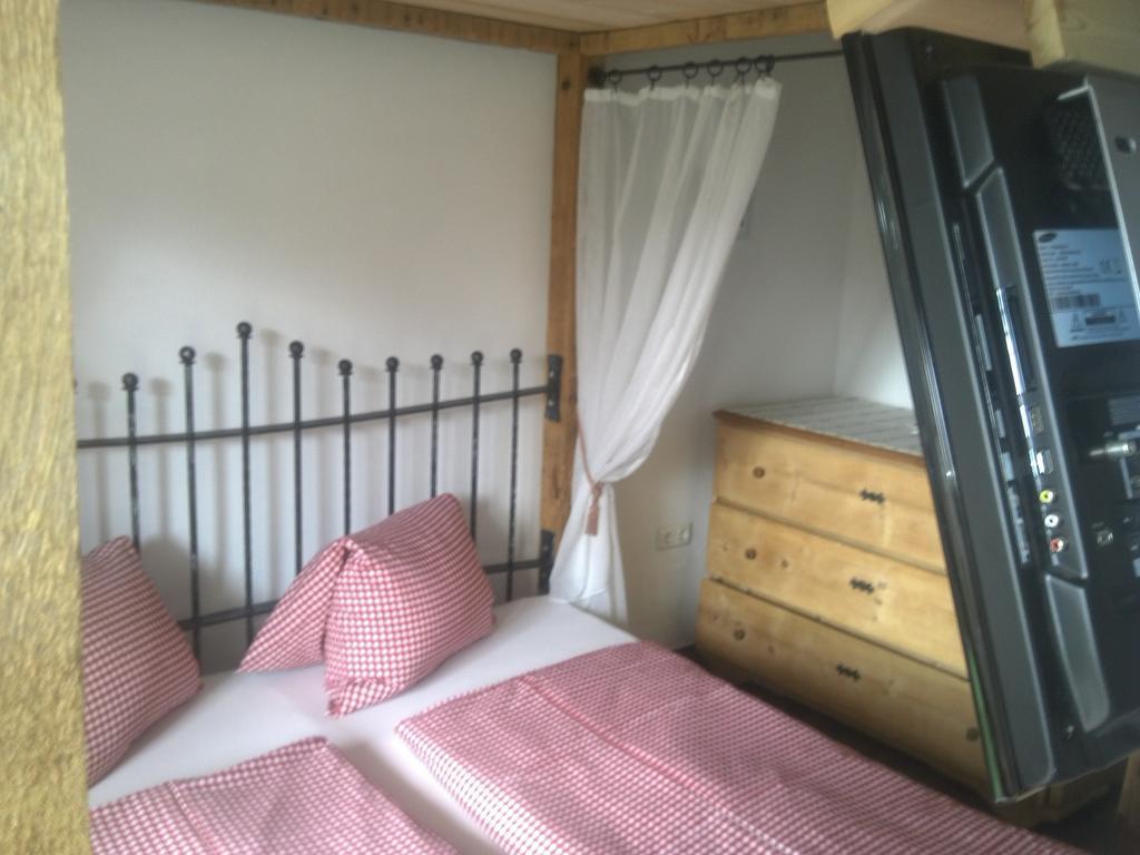 Ferienwohnung Haus Mehrl Mauterndorf  Zimmer foto